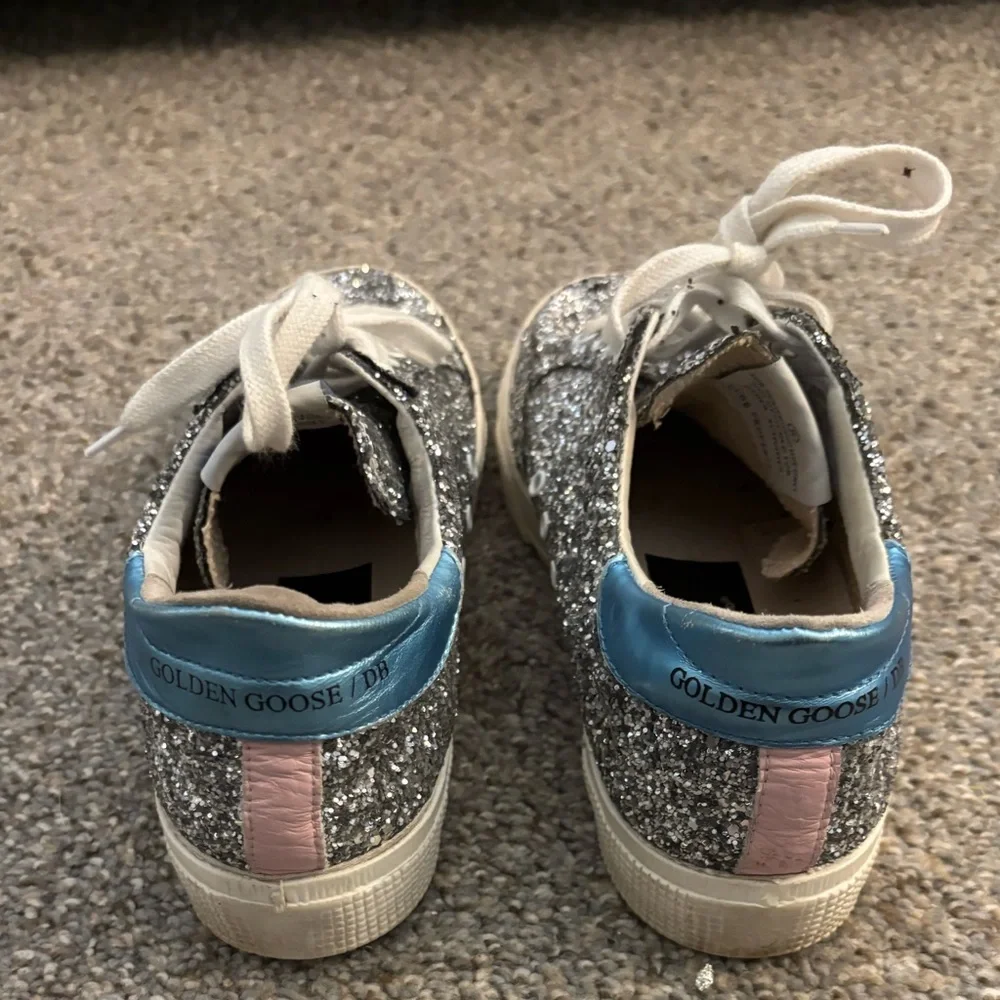 Golden Goose May Sneaker - Picture 5 of 8